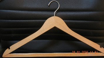 wooden hangerwith rubber stick